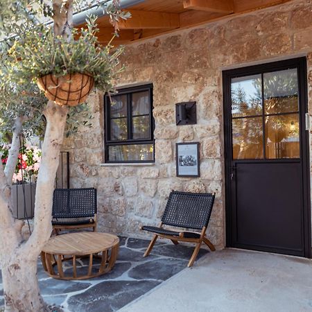 Hagafen Boutique Suites Zichron Ja’akow Exterior foto
