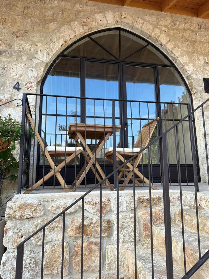 Hagafen Boutique Suites Zichron Ja’akow Exterior foto