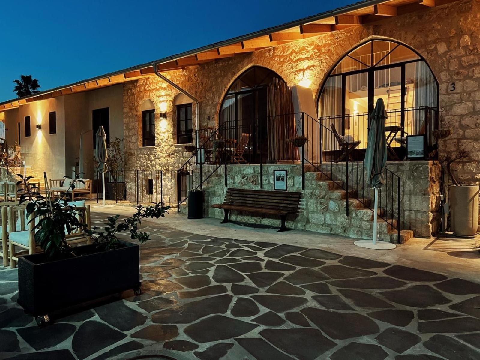 Hagafen Boutique Suites Zichron Ja’akow Exterior foto