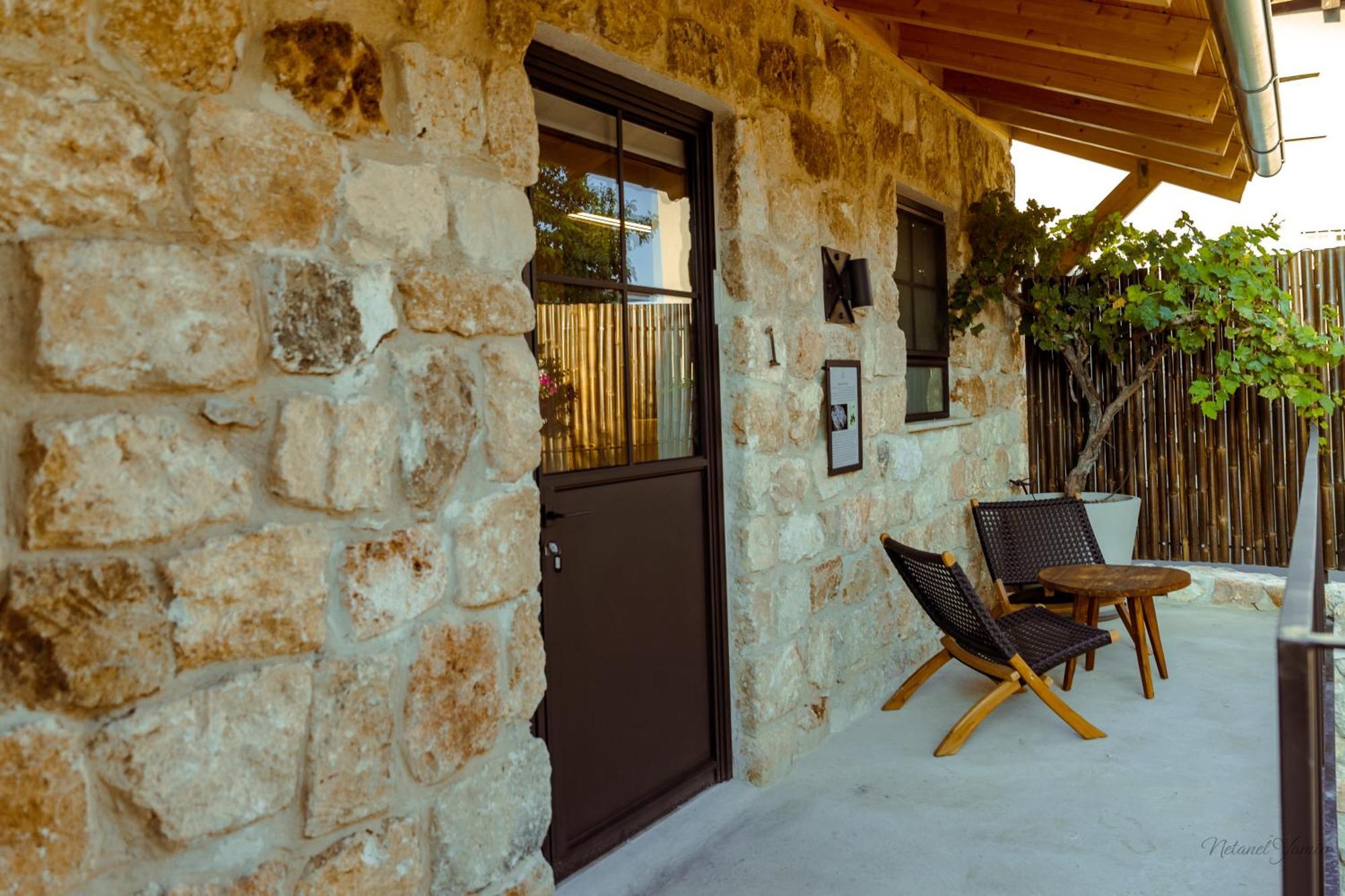 Hagafen Boutique Suites Zichron Ja’akow Exterior foto